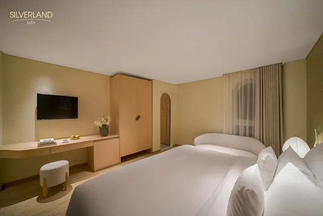 Green, Junior, Double Bed، Silverland May Hotel 5/10