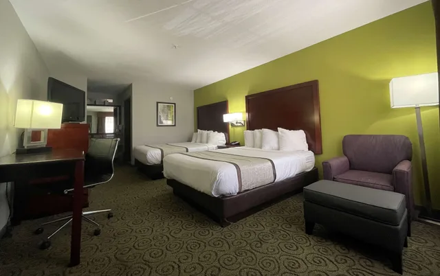 غرفة قياسية بسريرين كوين لذوي الإعاقة، Surestay Hotel By Best Western Deer Park 3/8