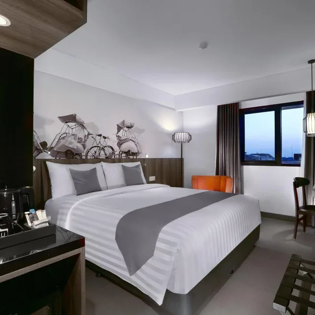 غرفة سوبيريور بسرير مزدوج أو سريرين منفصلين بإطلالة على المسبح، Hotel Neo Malioboro 4/7