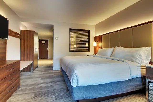 Suite, 2 Queen Beds, Accessible, Holiday Inn Express Helen 1/1