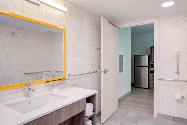 جناح استوديو بسريرين كوين بحوض استحمام لذوي الإعاقة، Home2 Suites by Hilton Smithfield Selma 5/9