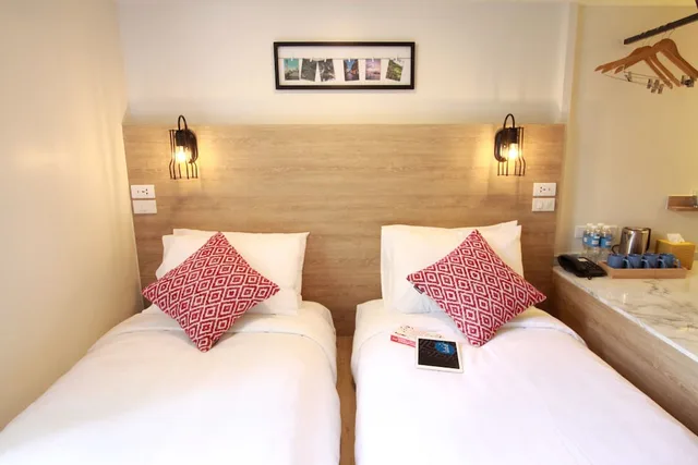 Duo, Deluxe, Twin Beds، Lub d Manila Makati 8/10