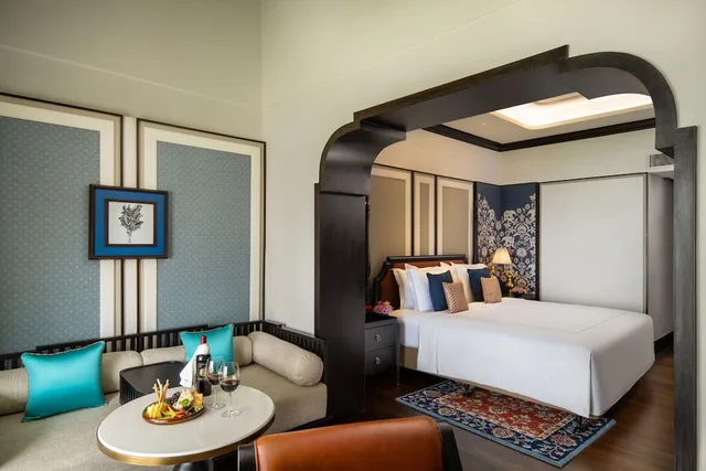 Heritage Room King Bed, Taj Malabar Resort & Spa, Cochin 7/10