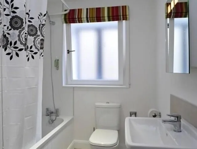 Town House, Apartment, 1 Double and 4 Single Beds, The Pyjama Factory 6/7