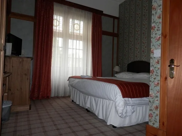 Standard, Double Bed, Accessible, The Glen Hotel 1/1