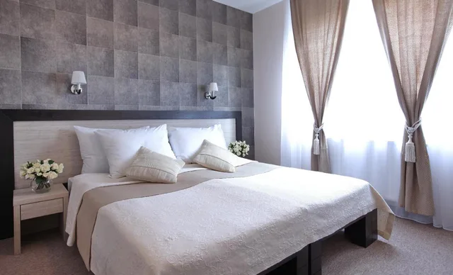 غرفة اقتصادية بسرير كوين، Garni Hotel Vozarev 1/6