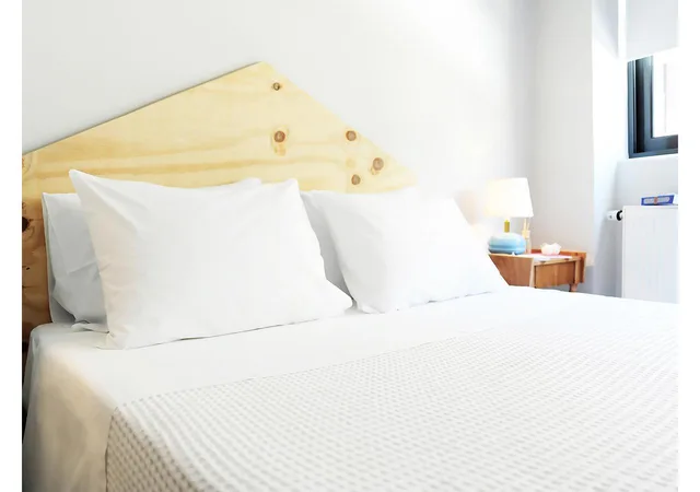 غرفة بسرير مزدوج بمطبخ صغير، Live In Athens Short Stay Apartments 1/2