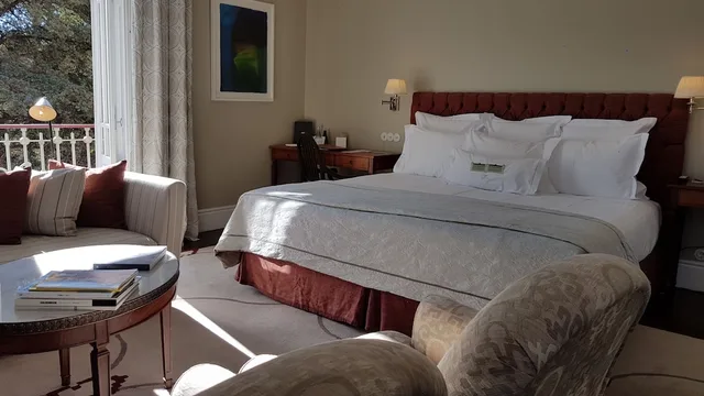 غرفة بريفيليج بسرير كينج، Vidago Palace 5/7
