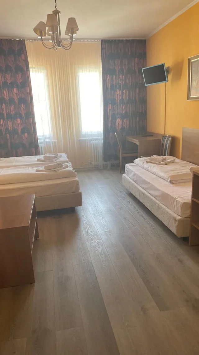 غرفة ثلاثية، Hotel Spreewitz 4/8