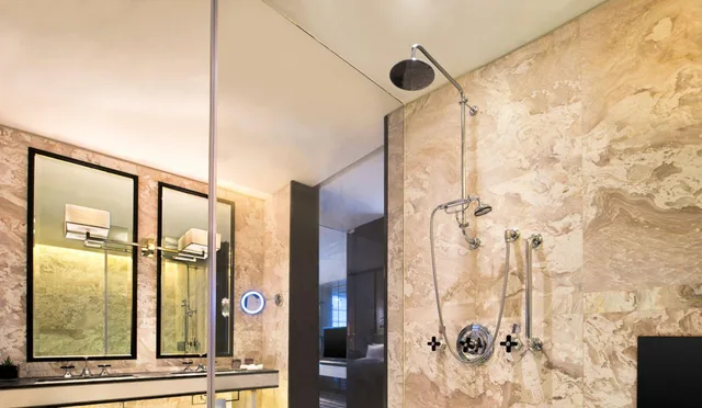 1 Bedroom, Fantastic, Club, Suite، W Guangzhou Hotel 2/2