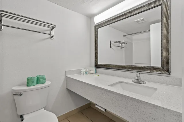 Standard, 2 Queen Beds, Beach Front, City View، Mermaid Inn 5/7