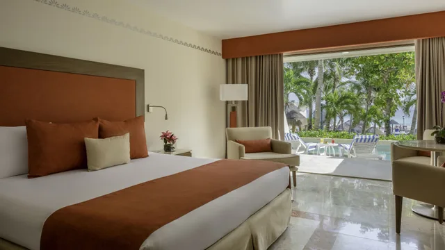Swim Up, Deluxe, King Bed، Grand Park Royal Cancun All Inclusive 2/6