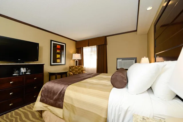 غرفة بسرير كوين، Super 8 By Wyndham Wetaskiwin 2/10