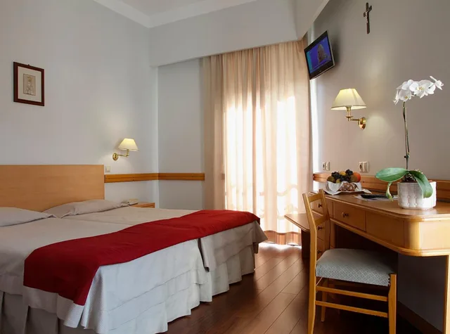 غرفة بسرير مزدوج أو سريرين منفصلين، Consolata Hotel 1/1