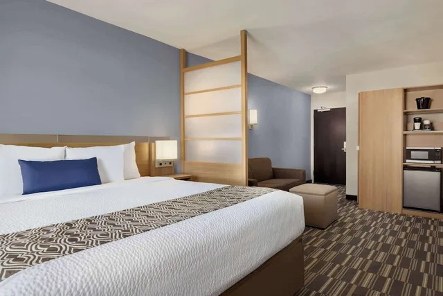 جناح بسرير كينج، Microtel Inn Suites By Wyndham Gambrills 3/7