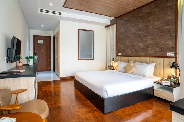 غرفة ديلوكس بسرير مزدوج بإطلالة على المدينة بشرفة، LCS Hotel & Apartment 7/10