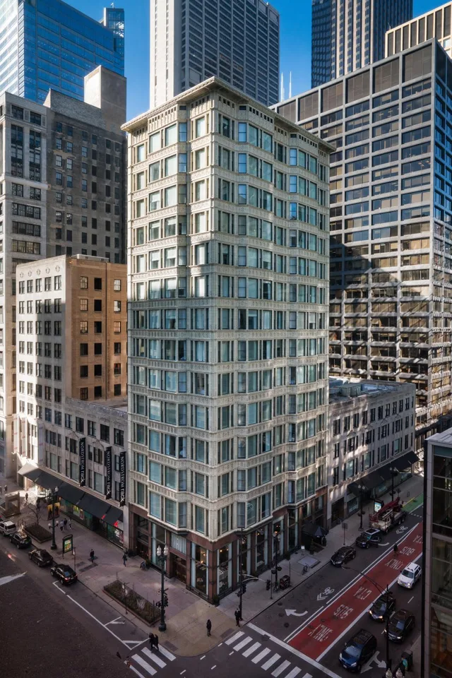 جناح تنفيذي لذوي الإعاقة، Staypineapple An Iconic Hotel The Loop Chicago 3/3
