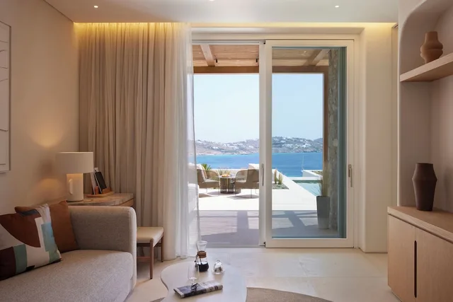 Grand Coast, Suite, King Bed, Pool and Sea View, Sofa، The Coast Bill&Coo - Adults Only 2/3