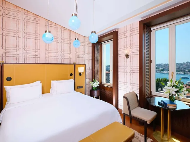 جناح جونيور بسرير كينج بإطلالة، The Galata Hotel Istanbul - MGallery Collection 2/10