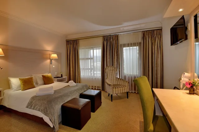 غرفة فاخرة بسرير مزدوج، Val Du Charron Coach House 3/10