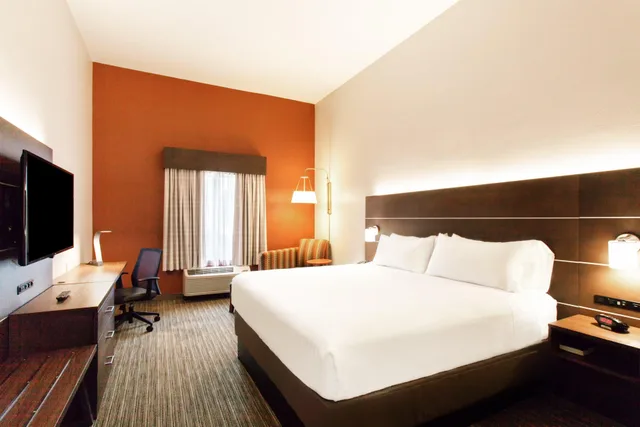 غرفة قياسية بسرير مزدوج، Holiday Inn Express Lake Wales N-Winter Haven 2/4