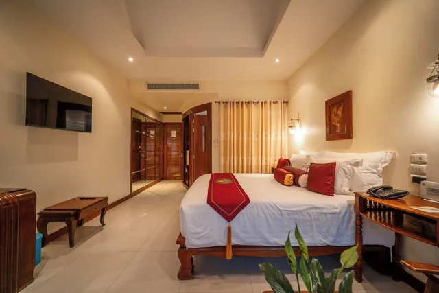 غرفة تنفيذية بسرير مزدوج بإطلالة على المسبح، Kodchasri Thani Hotel Chiangmai 1/10