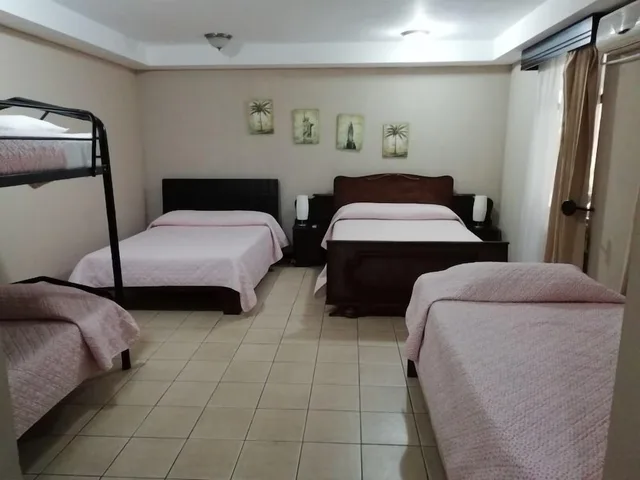 غرفة عائلية بسرير مزدوج، Hotel Santa Maria Inn 1/4