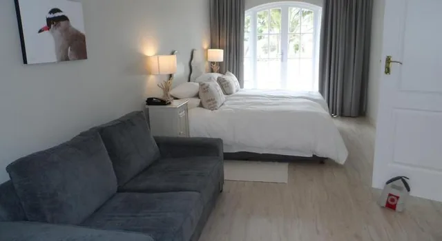 غرفة بسرير كينج، Whale Rock Luxury Lodge 2/3