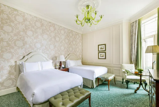 غرفة عائلية بسرير كينج بغرفتي نوم، The Savoy Hotel 6/10
