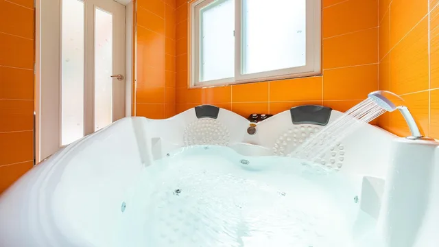 غرفة أساسية بسرير مزدوج بغرفة نوم واحدة، Tongyeong Blue House Pension 2/7
