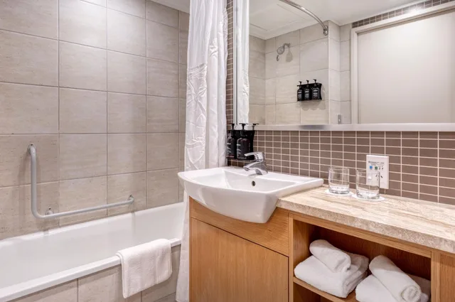 1 Bedroom, Suite, Rydges Rotorua 2/2