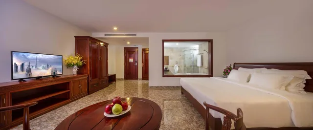 جناح جونيور بشرفة، Red Sun Nha Trang Hotel 2/2