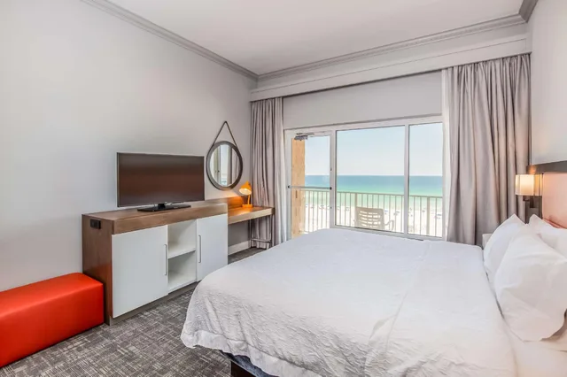 1 Bedroom, Suite, Gulf Front, 2 Balconies, Kitchen، Hampton Inn Pensacola Beach 1/4