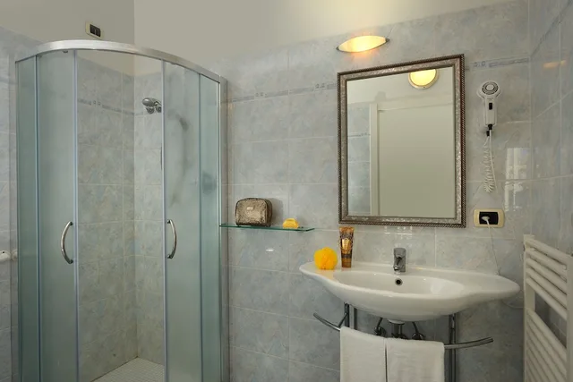 غرفة ثلاثية بثلاثة أسرّة، Gaston Hotel 7/10