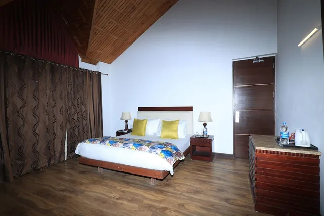 غرفة عائلية بسرير كينج بـ4 غرف نوم، Mastiff Grand Manali Resort 3/3