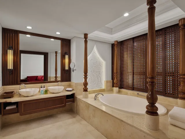 1 Bedroom, Suite, Single Bed, Dining Area, Lounge Access، Intercontinental Hotels Xishuangbanna Resort 6/6