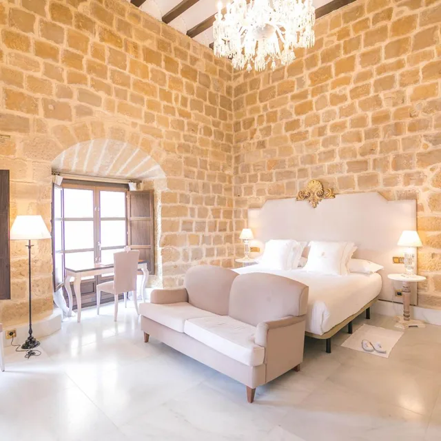 جناح بشرفة، Palacio De Ubeda 1/3