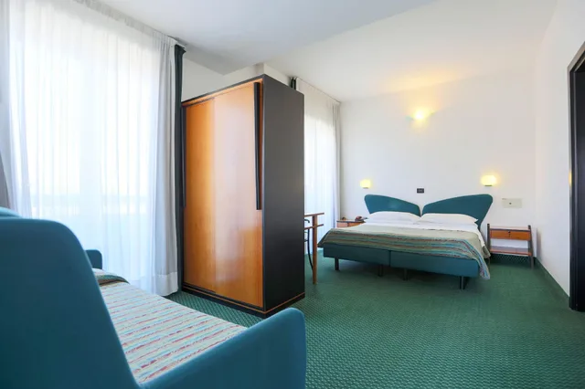 غرفة كلاسيكية رباعية، Hotel Ali D'Oro 1/1