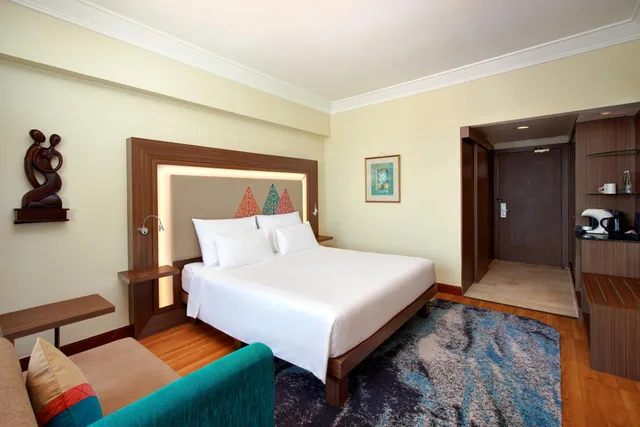 غرفة تنفيذية بسرير كوين مع أريكة، NOVOTEL SOLO 3/4
