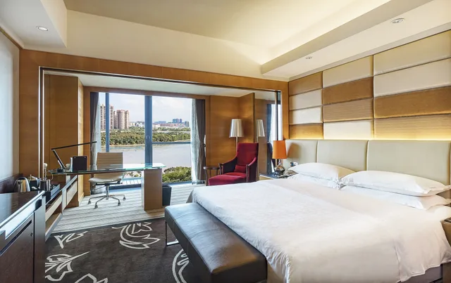 غرفة بسرير كينج بإطلالة على النهر، Sheraton Shunde 2/10