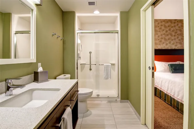 جناح بسرير كينج مع أريكة، Home2 Suites By Hilton West Edmonton Alberta Canada 3/5