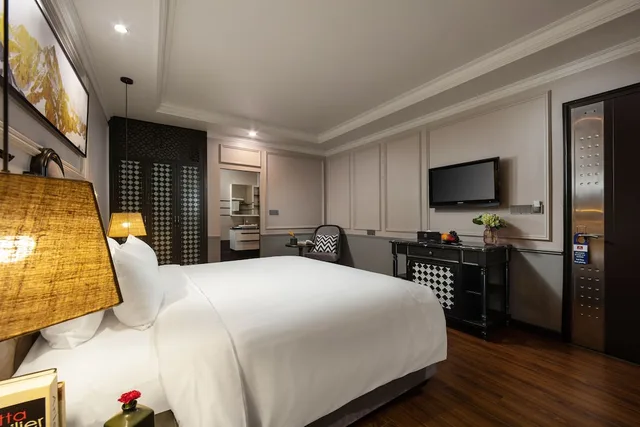 Deluxe, Hanoi Imperial Hotel 2/7