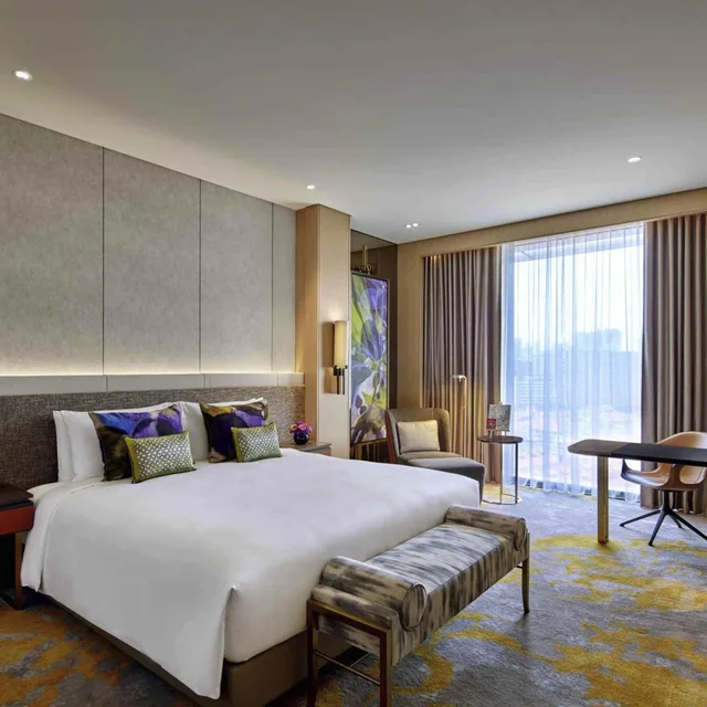 غرفة بريميوم فاخرة بسرير كينج، Sofitel Singapore City Centre 1/3
