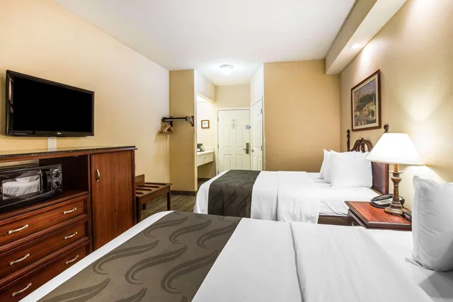 غرفة بسريرين مزدوجين، Quality Inn Newnan - Atlanta South 2/7