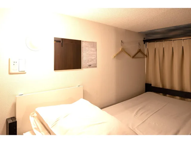 Capsule, Lower, Futon Bed، Hotel Owl Tokyo - Hostel 1/2