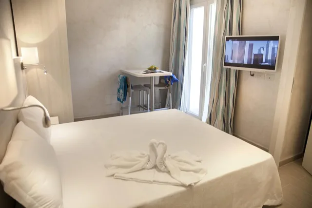 غرفة قياسية بسرير مزدوج، Hotel Britannia 3/3