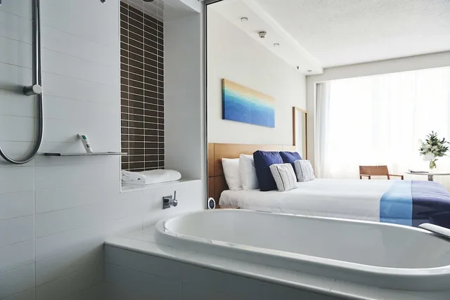 Executive, King Bed, Ocean View, The Ville Resort - Casino 3/3
