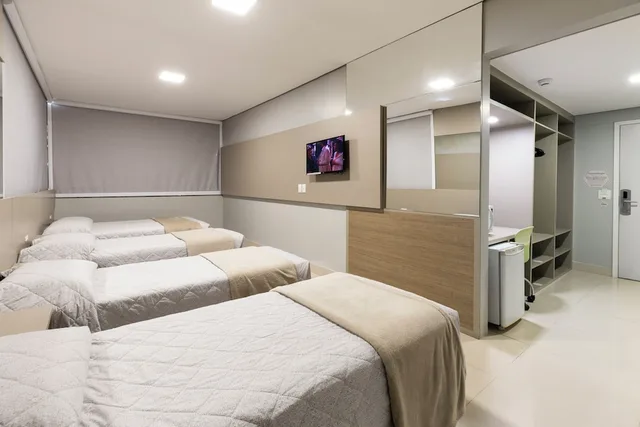 Standard, Quintuple, 1 Double and 3 Single Beds، Palmas Executivo Hotel 1/10