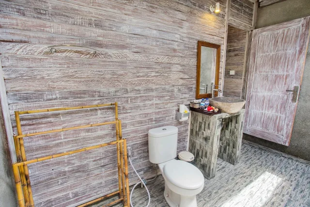 غرفة قياسية بسرير مزدوج، The Syron Huts Lembongan 2/2