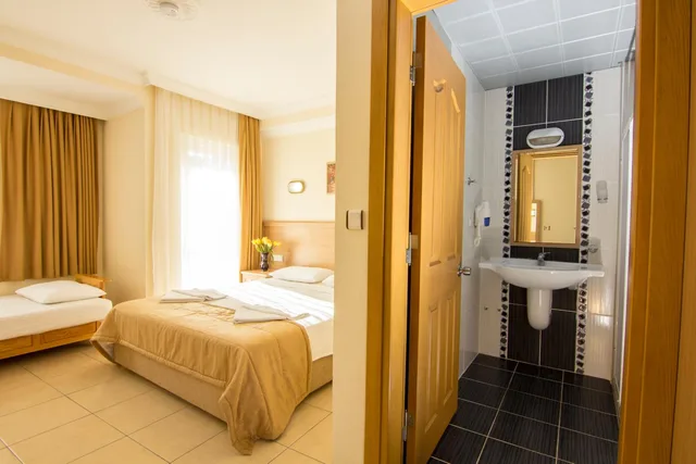 غرفة قياسية بسرير مزدوج مع أريكة، Hotel Karbel Sun 1/1